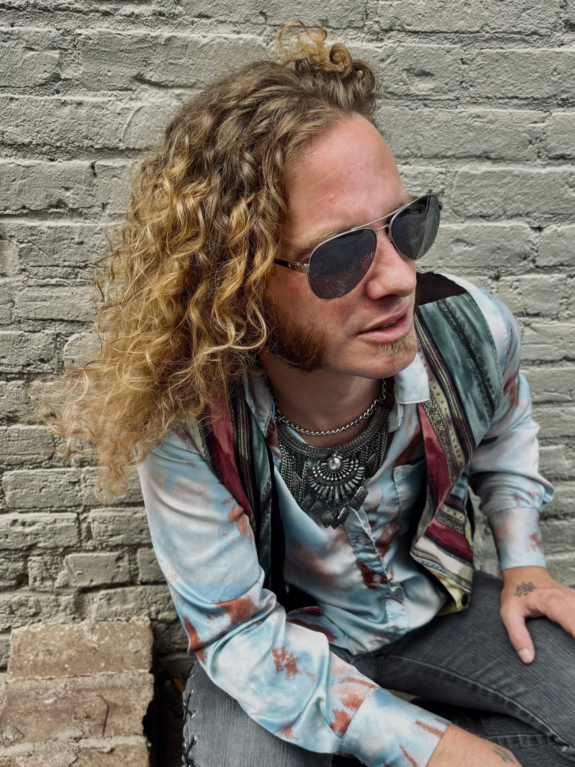 Tony Tyler — gallery 1